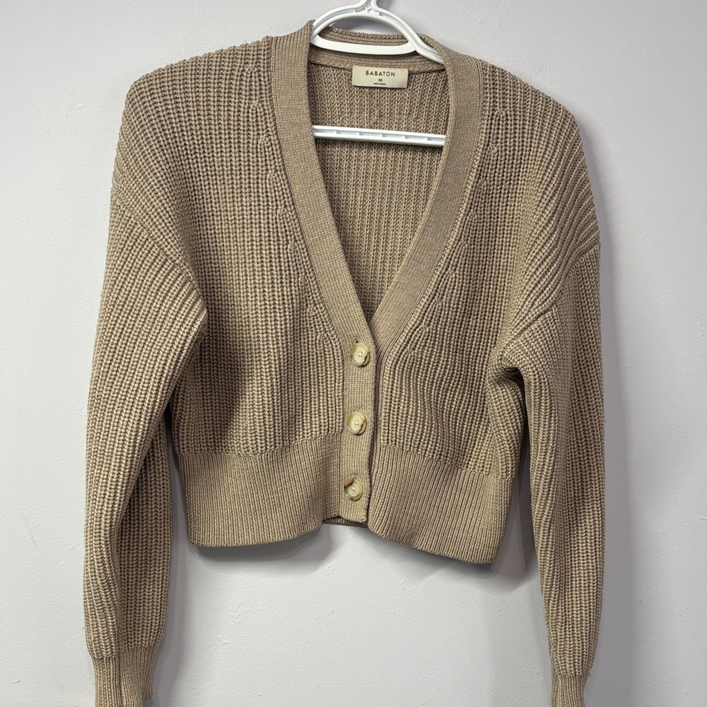 Babaton Beige Cropped V-Neck Button Cardigan Sweater